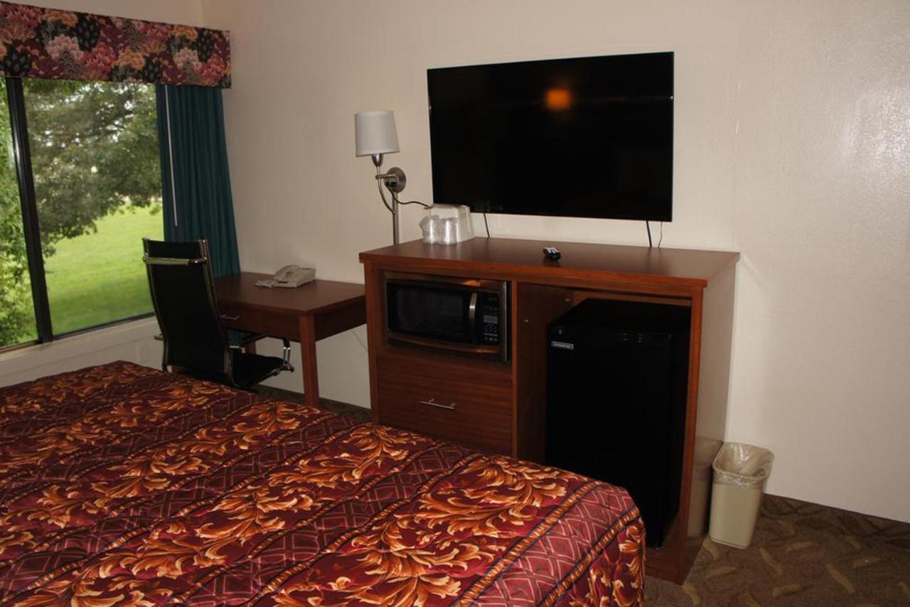 Econo Lodge Waite Park ภายนอก รูปภาพ