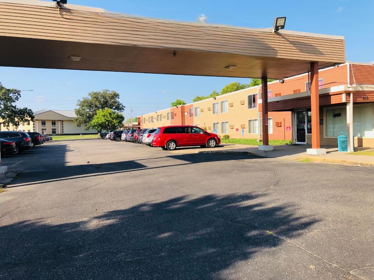 Econo Lodge Waite Park ภายนอก รูปภาพ